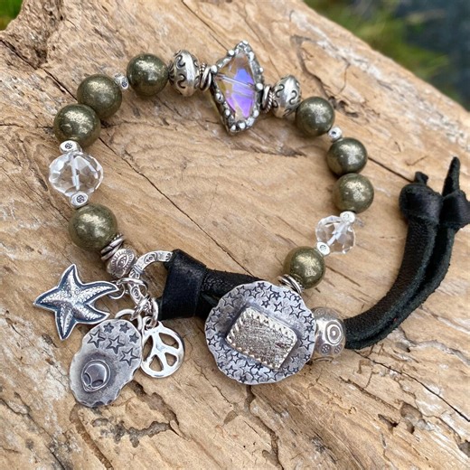 Alien Encounter Celestial Bracelet: Sterling Silver, Gibeon Meteorite Cabochon, Alien Peace Star Charms, Crystal - Etsy