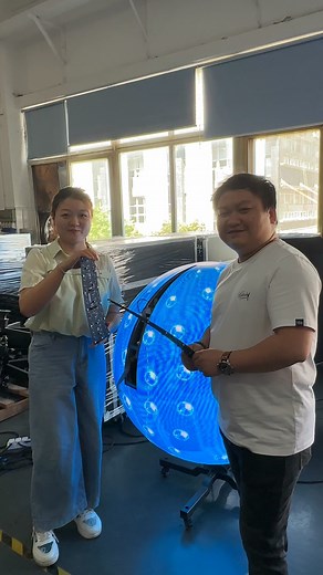 Flexible. Modular. Stunning. Our medium-size LED sphere is built with soft bendable modules, enabling smooth curves and seamless assembly. Real 360° visuals that turn any space into an immersive experience ✨ Perfect for: showrooms, retail, museums, brand launches Just power on — and watch the crowd gather  ⭐ Custom diameter available | Ocolour | Facebook