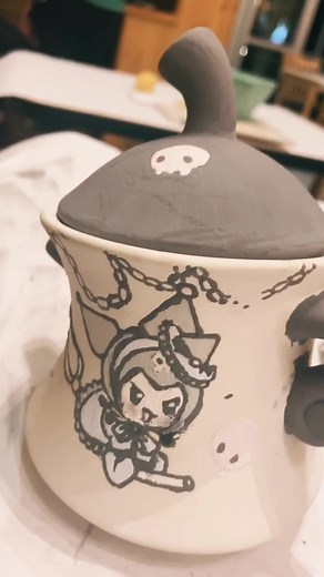 Color Me Mine at Meriville: A Fun Four-Hour Experience