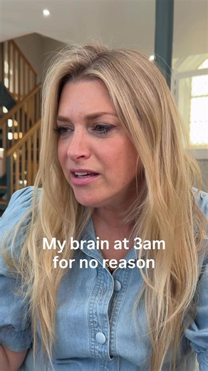 Who can relate?! 🙋‍♀️ Why is it that everything feels manageable during the day, but at 3am your brain suddenly decides it’s time to replay every conversation, worry about the future, and spiral into overthinking? 😅 This happens because when we’re tired, our brain’s ability to regulate emotions and rational thinking is reduced. With fewer distractions and less mental resilience, worries can feel bigger and more urgent than they really are. If late-night overthinking is a regular visitor, try: 