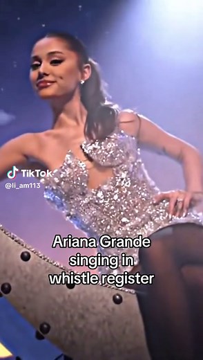 Ariana grande singing whistle note#arianagrande #arianator #whistleregister #whistlenote #fyp #viral #blowitup #tiktokviral #vocal #viralvideo