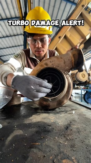 Turbocharger Damage Explained – Can You Guess the Cause? #heavyequipment #mechanic