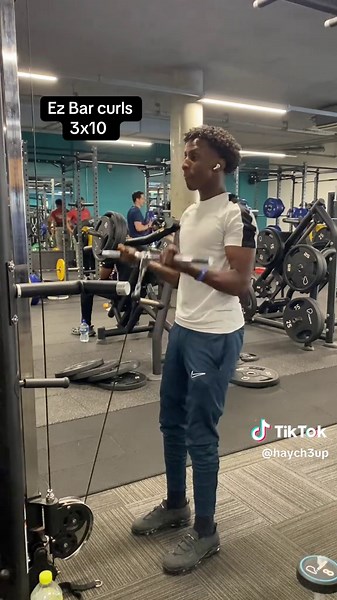 Full ARMS WORK OUT✅ #fyp #exlpore #reels #viralditiktok #gym #arms #somalitiktok #somali