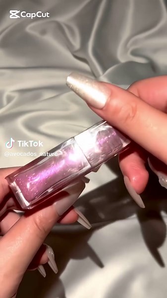 Glittery shade Mermaid 🧜🏻‍♀️#lip #lipgloss #lipglossbusiness #fyppppppppppppppppppppppp #fyp #fy #lipglosses #lipglossfilling #blushercombo #glitter #foryou #lipglossmaking #lips #lips #lipgloss