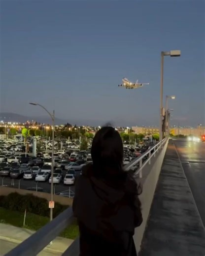 Channel on Instagram: "For the first time in more than five decades, the U.S. military’s so-called “Doomsday Plane” was seen landing at Los Angeles International Airport. Officially known as the Boeing E-4B Nightwatch, the aircraft is designed to function as a flying command center in extreme scenarios, including nuclear conflict. It is hardened against electromagnetic pulses, equipped with secure global communications, and capable of coordinating military operations even if ground systems are d