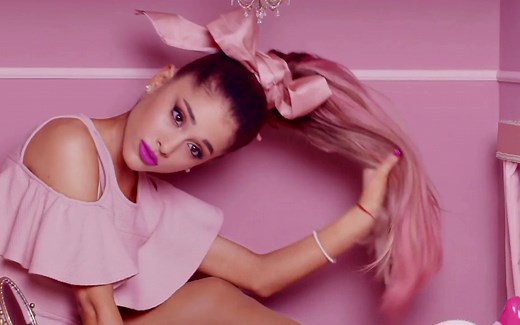 1080P无字幕版 Ariana Grande - Step On Up