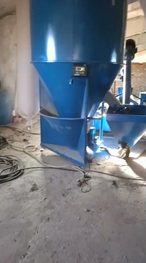 Production d’aliments composés | Broyeur KRAFT-11 + Mélangeur MP-1000