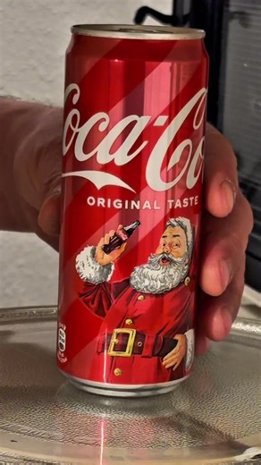 Mikrowelle vs Coca Cola: Satisfying Experiment