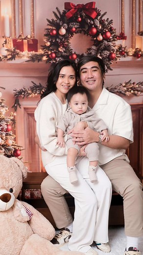 The Studio 360 Christmas ‘24 Photo Sessions Available