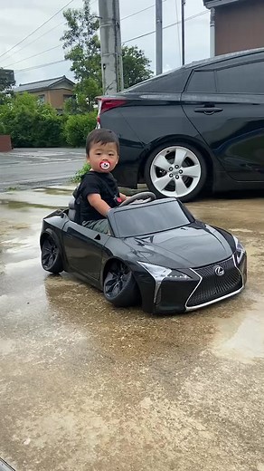 子供用電動カーのカスタムと楽しみ方