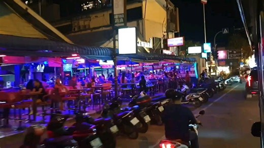 Beach road by Baht Bus | Pattayacentral.com