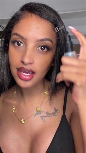 Stunning Makeup Looks for Models in Dubai