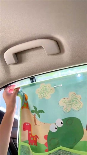 This Car Sun Shade Keeps Kids Cool and Protected#shorts #gadgets #babygear #babycare