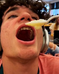 1.5M views · 5K reactions | Making meals from scratch on our school lunch table. No need to line up for school dinners!  | FOODbible | Facebook