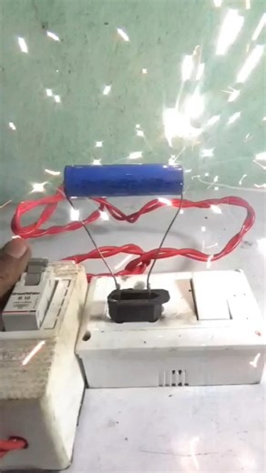 🔋Lithiyam battery Vs 230v AC electricity⚡️ #experiment #viral #sciencefairproject #electrical
