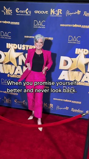 2019-2020 nearly took me out between losing both my parents, a melanoma diagnosis, 3 skin cancer surgeries and Bell’s Palsy. The gift of it all was that I turned to dance to rebuild and create my life. That decision literally saved my life.🙏🏼. #beyonce #dance #dancer #nevergiveup #foryoupage #fyp