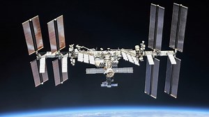 8.3K views · 84 reactions | On June 12, 2024, NASA accidentally broadcasted a drill that simulated an astronaut with a medical emergency. A NASA flight surgeon can be heard suggesting treatment during the call the International Space Station. Read more  https://trib.al/N2TZ8cK Credit: Space.com | audio/image courtesy: NASA | edited by Steve Spaleta | Space.com | Facebook