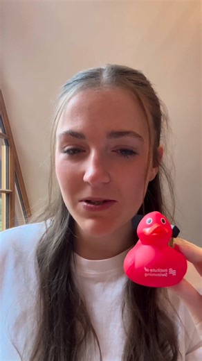 🚨🚨New SEQ Level 2 in Teaching Swimming Qualification🚨🚨 Have you heard the news? We've got a brand new one-step Level 2 in Teaching Swimming qualification! Swimming Teacher Sophie has the inside scoop for you 😁 🔥No prerequisites just one step to get qualified - get poolside ready in just 7 training days 🔥Up to 60% more practical time than our previous Level 2 course - get the experience you need to step out poolside ready straight away 🔥Trusted by teachers for over 40 years - the Institut