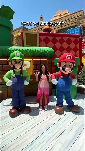 Visit Super Nintendo World at Universal Studios Hollywood! 🍄