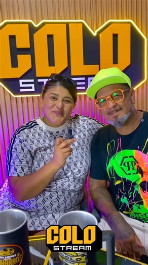 COLO STREAM on Instagram: "🎤 Ping-pong de preguntas con los artistas que pasaron por Colorstream Respuestas rápidas, risas y mucha buena onda ✨ Gracias por la visita y por compartir este momento con nosotros 🙌 Ahora queremos saber: ¿con cuál respuesta te quedás? 👇"