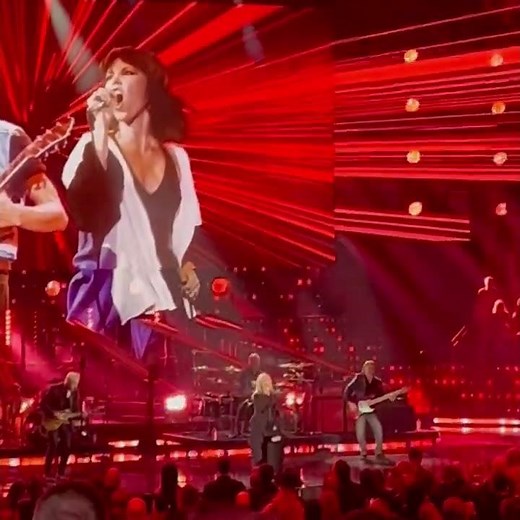 Pat Benatar-Love Is A Battlefield LIVE Rock & Roll Hall of Fame 11/5/22