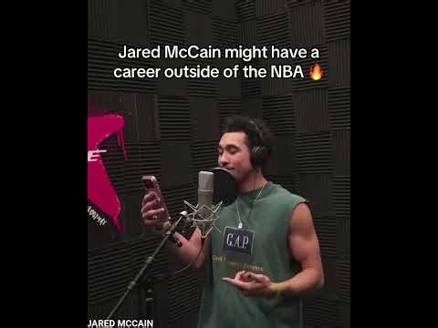 Too cold #jaredmccain 🥶 (via @plaqueboymax/TT)