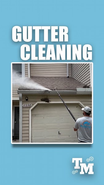 Tech Moments | Effortless Way To Clean The Gutters This two-directional pressure washer cleans the gutters effectively. Credits: @ pureh2opowerwash /... | Instagram