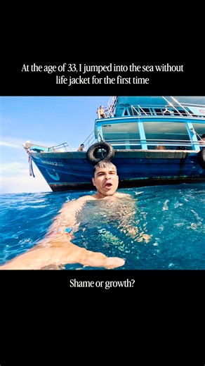 Have you ever jumped into the sea without life jacket ? #travel #thailand #gopro