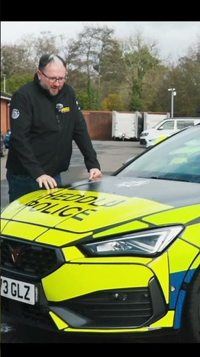 Inside The New (ANPR) Police 310bhp Cupra Leon Turbo #youtubeshorts #police #cupra #policecar