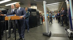 AI metal detectors are coming to New York City subways