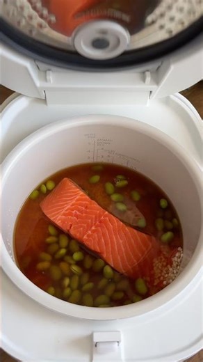 Rice Cooker Teriyaki Salmon Bowl