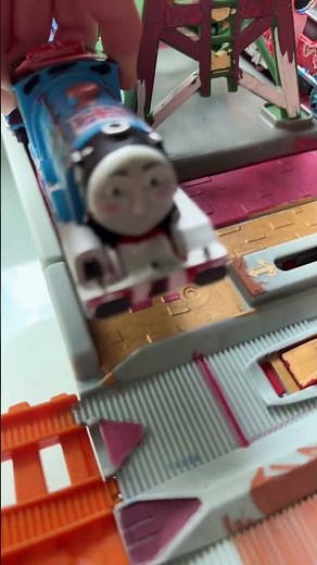 TAKE THOSE WHEELS OFF! (UK 2020 Talking Thomas version)