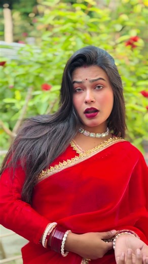 Explore the Beauty of Sari from Shoker Shari