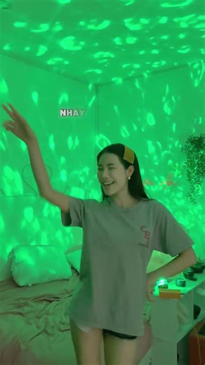 Căn phòng lung linh hơn với em đèn Galaxy Q6S