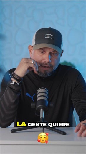 Ser empresario no solo cansa el cuerpo. Cansa la mente, cansa el alma y agota el corazón. La gente ve el negocio… pero no ve tus desvelos, tus dudas, tus miedos. No ve cuando te tragas las preocupaciones para que nadie se asuste. No ve cuando sigues trabajando aunque estés roto por dentro. El empresario carga cosas que nadie más carga: expectativas, nóminas, decisiones difíciles, presión constante. Y aun así, te levantas todos los días. Porque sabes que si tú no lo haces, nadie lo hará por ti. P