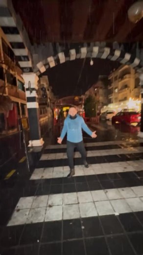 B-X-B on Instagram‎: "جبتلكون بواط ضد المطر رجالي ونسواني BXB HOMS حمص شارع العراب المفرق المقابل دليشيز جانب كوخ الطوشكا #homs #حمص #shoes #snekers #احذية #اورجنال #رياضة"‎