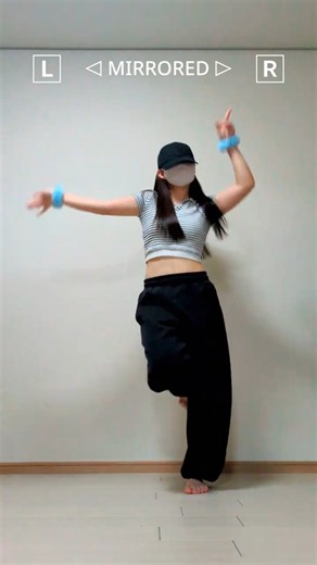 [MIRRORED] UNIS - ギミサマ☆ (GimmeSummer) | Dance Tutorial #shorts