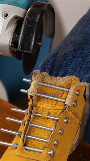 6.2M views · 18K reactions | These laces will actually last! | 5-Minute Crafts | Facebook