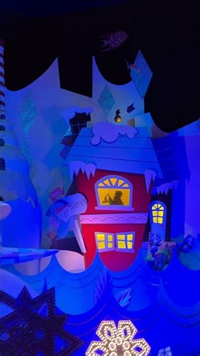 Jingling all the way through Small World! ❤️🎄 #Shorts #Disney #DisneyParks