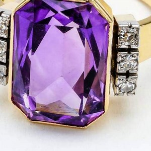 1.9K views | Helanderin kuukausihuutokauppa on hyvä paikka löytää...