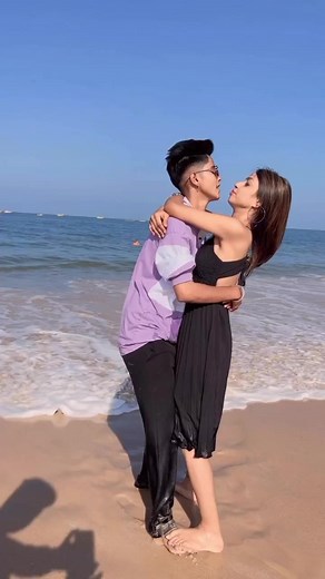 80K views · 3.7K reactions | Cute love   #reelsfb #viralreels #love #couple #cute #kiss #romance #copal | cute shivani | Facebook