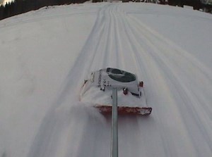 Snowexpert moottorikelkan reet ja latuhöylä