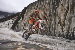 KTM EXC Six Days: het energieke karakter van de nieuwe serie [VIDEO]