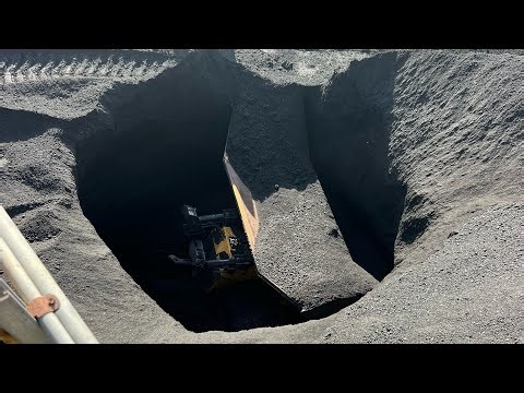 “Coal Loadout Dozer Gets Buried In Underground Feeder - Dramatic Rescue!”