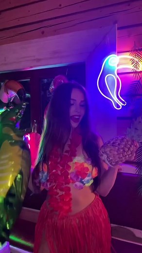 ALOHA THEME PARTY 🌺🌵✨ #themeparty #alohaparty #fyp #girlsparty #hawaiiparty