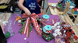 Who's putting a bow at the top of their tree this year?! This is such a fun design for any tree!! | Crafting with Hard Working Mom