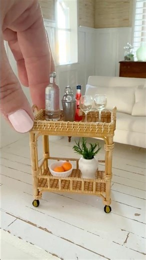 Making some new things for Philadelphia Miniaturia! #tiny #miniature #dollhouse #minis