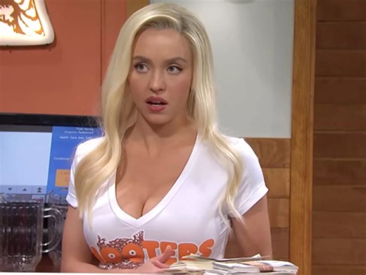 Chloe Fineman apologizes for controversial SNL Hooters sketch featuring Sydney Sweeney