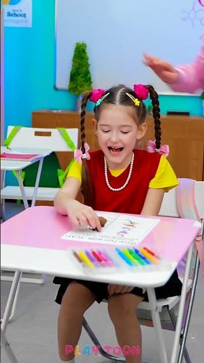 🐾 Animal Poop Facts 🍬 Learn Funny Candy Science! 🐑