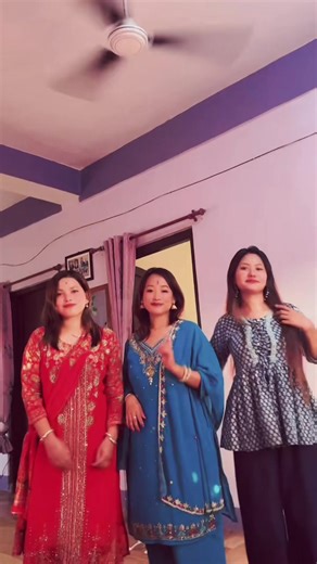 Trending song ma nachnu najanne chai hami matrai hola 😁😁 #fyp #foryou #foryoupage #damakmuser🌸 @binu limbu rai345 @Zee na